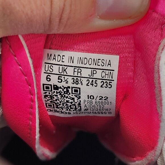 Adidas youth Predator Precision.3 FG soccer cleats white black pink size 6 - Picture 2 of 10